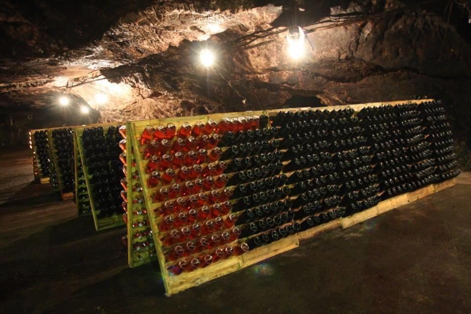 马古拉大厦酒店 Rabisha 外观 照片